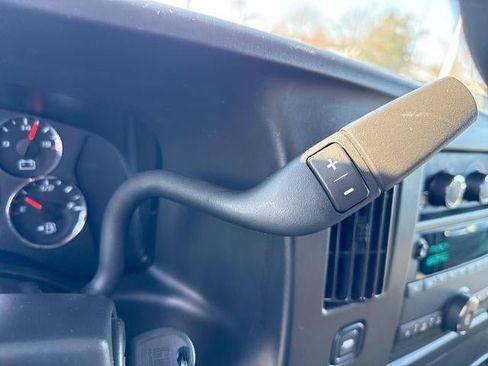 Certified 2023 GMC Savana 2500 Base w/ Driver Convenience Package image 15