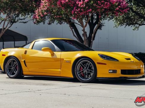 Used 2008 Chevrolet Corvette Z06 w/ Preferred Equipment Group RWD image 35