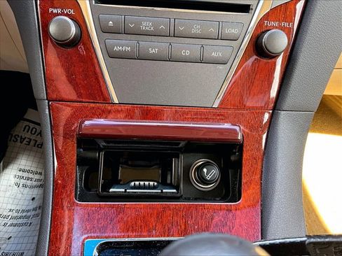 Used 2012 Lexus ES 350 image 24