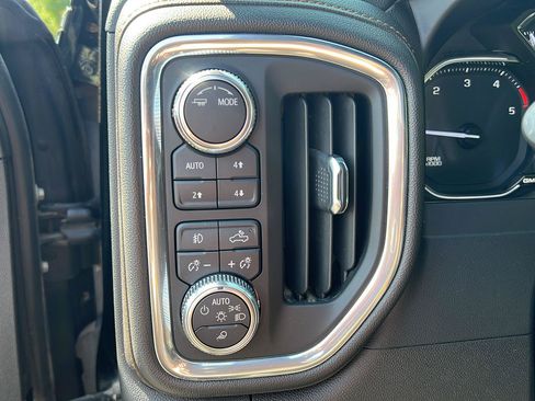 Used 2021 GMC Sierra 2500 AT4 w/ Gooseneck/5TH Wheel Package AWD/4WD image 7