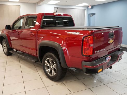 Used 2018 Chevrolet Colorado Z71 AWD/4WD image 9