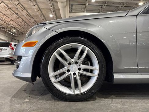 Used 2014 Mercedes-Benz C 250 Sedan image 20