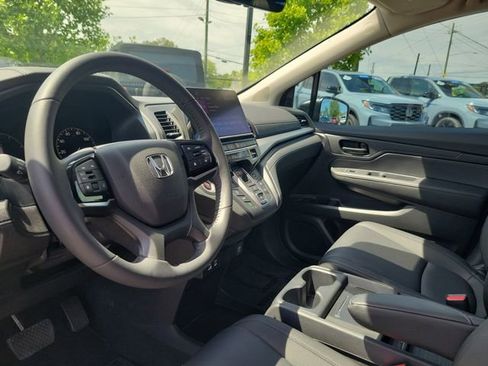 Certified 2026 Honda Odyssey EX-L image 14