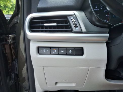 Used 2020 Kia Telluride S FWD image 37