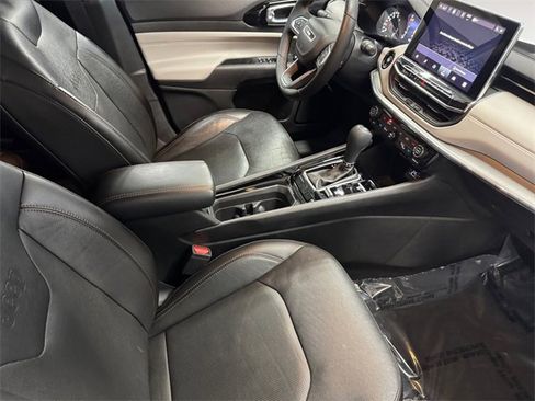 Used 2022 Jeep Compass Limited image 4