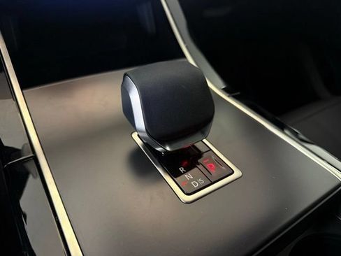 Certified 2026 Land Rover Range Rover Velar S AWD/4WD image 17
