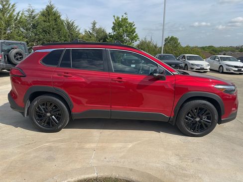 Used 2026 Toyota Corolla Cross XSE w/ Convenience Package image 10