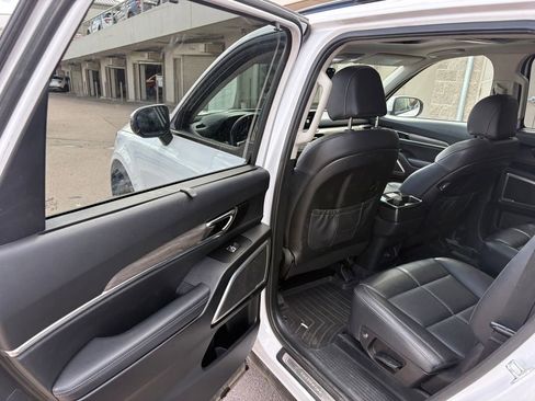 Used 2021 Kia Telluride EX w/ EX Premium Package AWD/4WD image 25