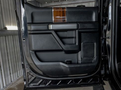 Used 2017 Ford F250 Platinum w/ Platinum Ultimate Package image 47