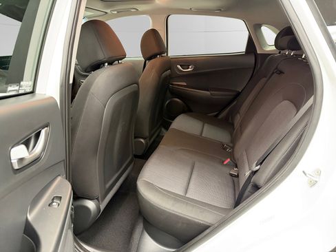 Used 2022 Hyundai Kona SEL w/ Convenience Package image 13