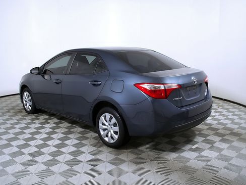 Used 2016 Toyota Corolla LE FWD image 9