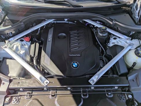 Used 2022 BMW X5 sDrive40i w/ M Sport Package RWD image 22