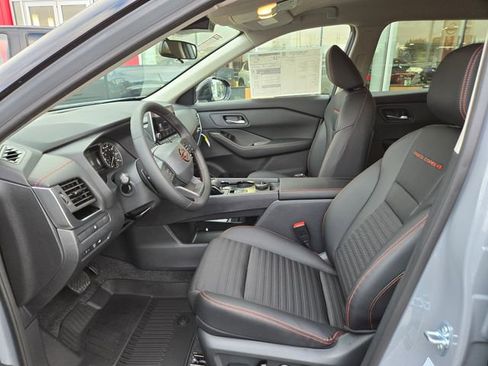 New 2026 Nissan Rogue SV image 14