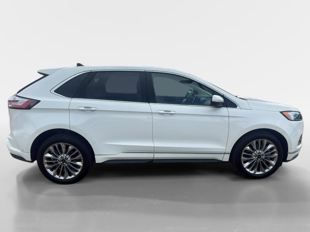 Used 2021 Ford Edge Titanium w/ Equipment Group 301A FWD image 6
