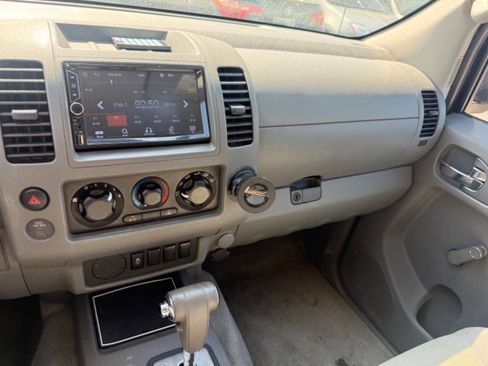Used 2013 Nissan Frontier S RWD image 29