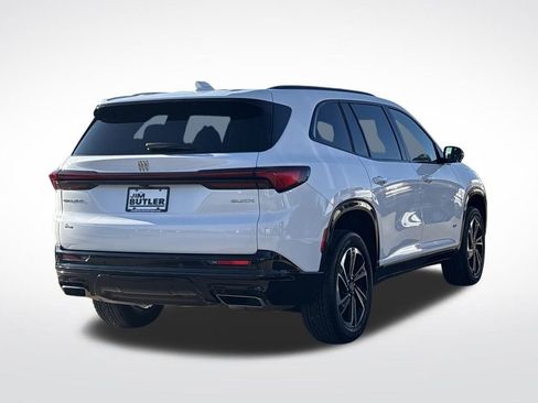 Used 2025 Buick Enclave Sport Touring image 7