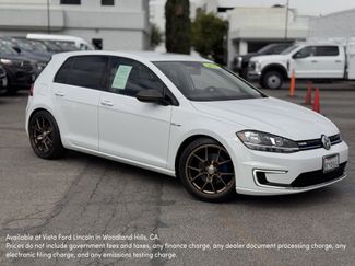 Used 2017 Volkswagen e-Golf SE w/ DC Fast Charging Package image 1