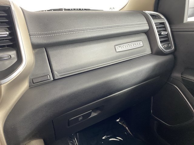 Used 2019 RAM 1500 Laramie AWD/4WD image 33