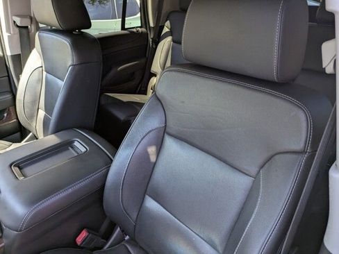 Used 2020 GMC Yukon SLT w/ Open Road Package image 12