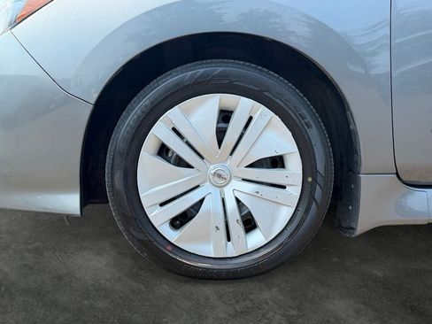 Used 2019 Nissan Leaf S w/ Protection Package FWD image 4