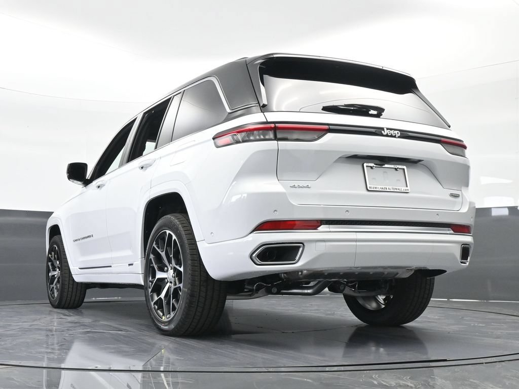 New 2025 Jeep Grand Cherokee Summit AWD/4WD image 64