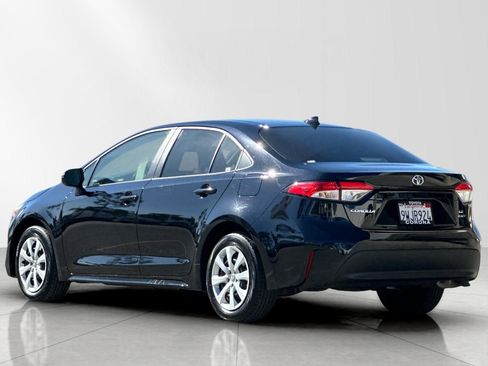 Used 2026 Toyota Corolla LE image 6
