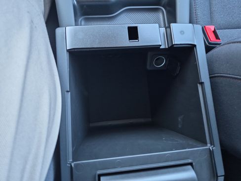 New 2026 Ford Explorer Active image 29