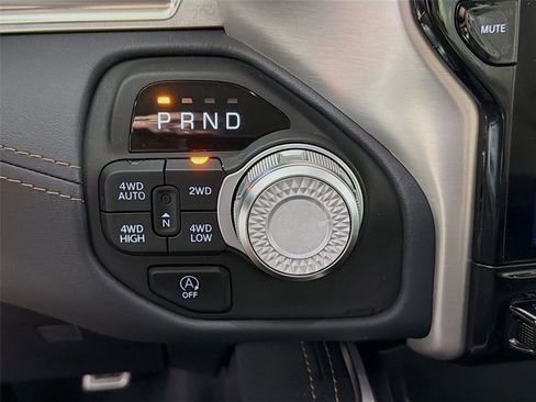 Used 2025 RAM 1500 Tungsten AWD/4WD image 19