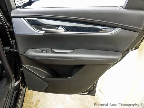 Certified 2025 Cadillac XT5 Premium Luxury image 23