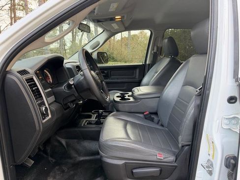 Used 2018 RAM 2500 Tradesman w/ Chrome Appearance Group image 20