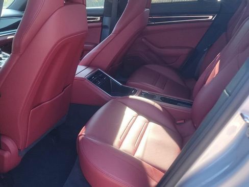Used 2019 Porsche Panamera 4 AWD/4WD image 6