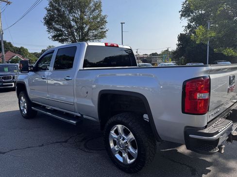 Certified 2018 GMC Sierra 2500 SLT w/ Snow Plow Prep Package AWD/4WD image 5