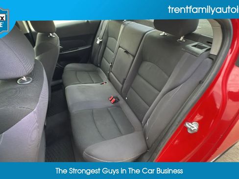 Used 2016 Chevrolet Cruze LT image 40