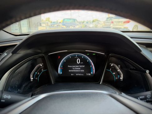 Used 2021 Honda Civic EX image 11
