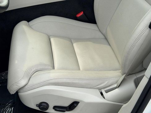 Certified 2026 Volvo XC60 B5 Ultra AWD/4WD image 22