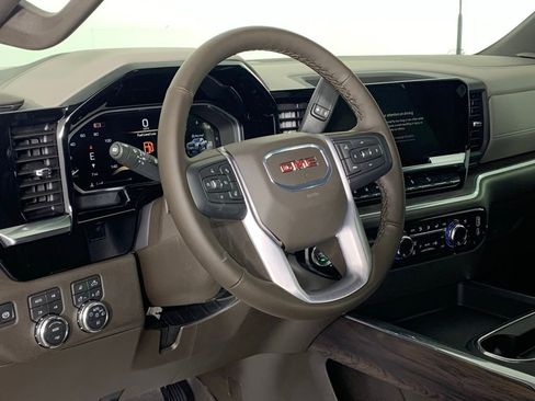 New 2026 GMC Sierra 2500 SLT w/ SLT Premium Package image 6