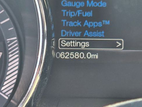 Used 2015 Ford Mustang GT image 27