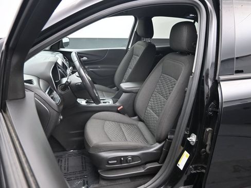 Used 2019 Chevrolet Equinox LT AWD/4WD image 17