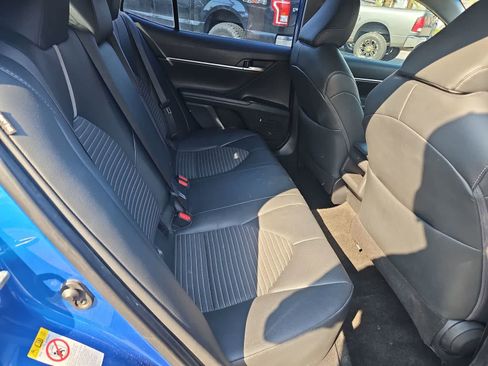 Used 2019 Toyota Camry SE image 20