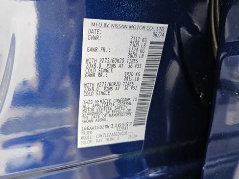 Used 2024 Nissan Titan SV w/ SV Convenience Package image 7