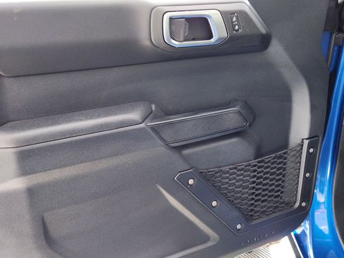 New 2025 Ford Bronco Badlands image 16