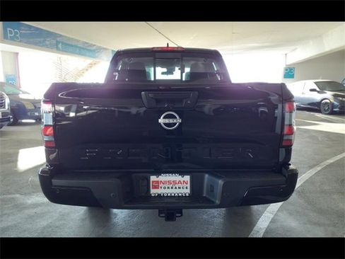 New 2025 Nissan Frontier SV image 9