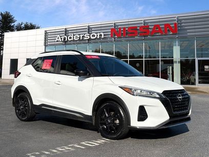 Certified 2022 Nissan Kicks SR w/ Premium Package