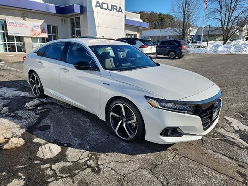 Used 2022 Honda Accord Sport image 4