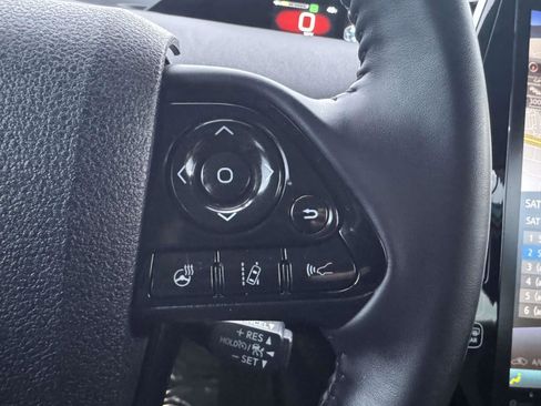 Certified 2021 Toyota Prius Prime Limited image 39