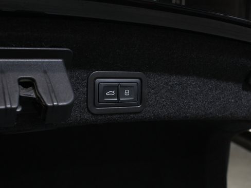 Used 2025 Audi S6 Premium Plus AWD/4WD image 79