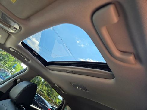 Used 2020 Hyundai Kona Limited FWD image 7