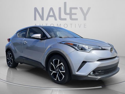 Used 2019 Toyota C-HR XLE FWD image 7