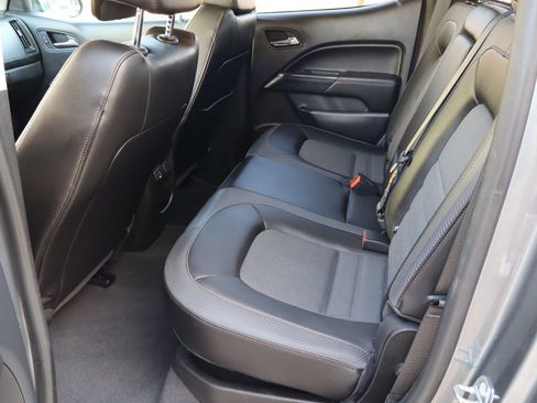 Used 2022 GMC Canyon AT4 AWD/4WD image 5