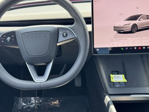 Used 2025 Tesla Model 3 Long Range RWD image 14
